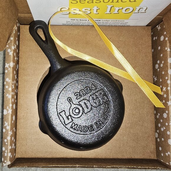 Lodge Cast Iron 2024 Holiday Mini Skillet - LIMITED EDITION - Picture 8 of 8